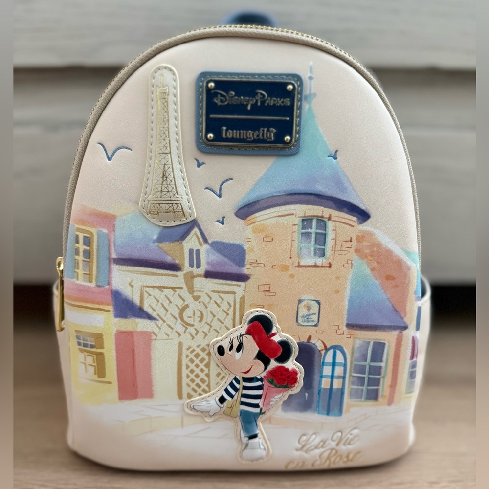 Disney Parks Minnie Mouse Loungefly💙